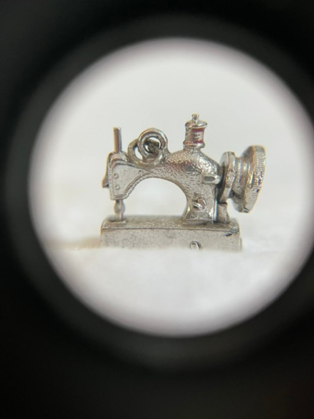 Vtg Sewing Machine Charm Movable Wheel